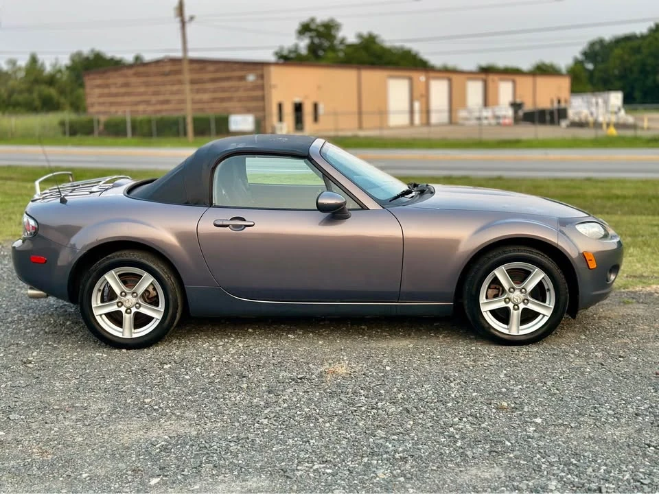 2007 Mazda NC MX-5 Miata - Image 4 of 19