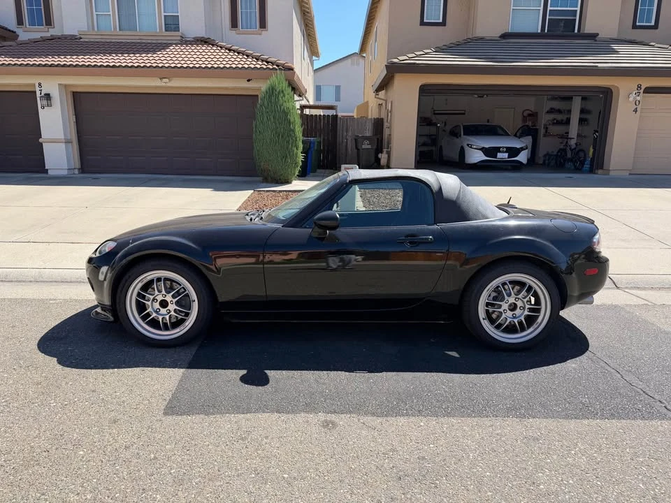 2007 Mazda NC MX-5 Miata - Image 2 of 12