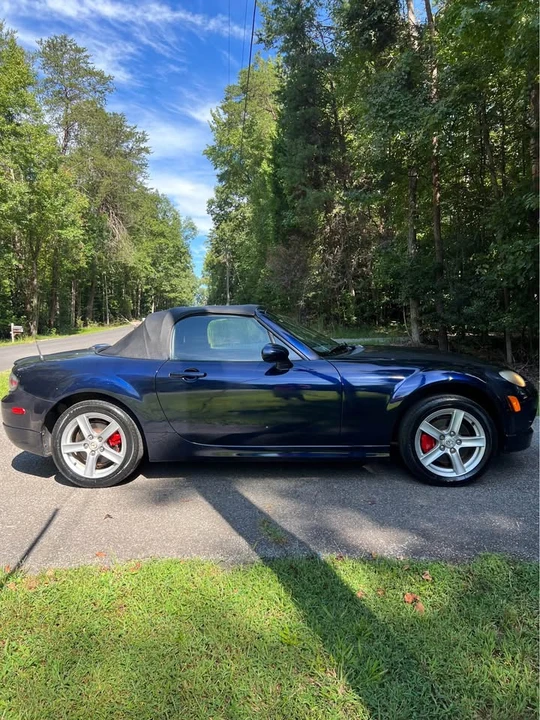 2007 Mazda NC MX-5 Miata - Image 10 of 20