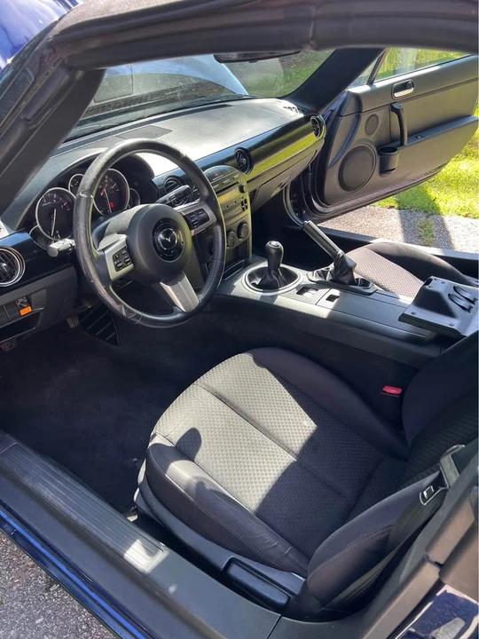 2007 Mazda NC MX-5 Miata - Image 13 of 20
