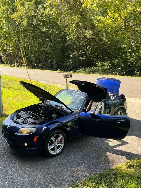 2007 Mazda NC MX-5 Miata - Image 2 of 20