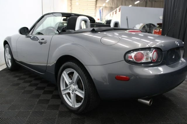 2007 Mazda NC MX-5 Miata - Image 10 of 20