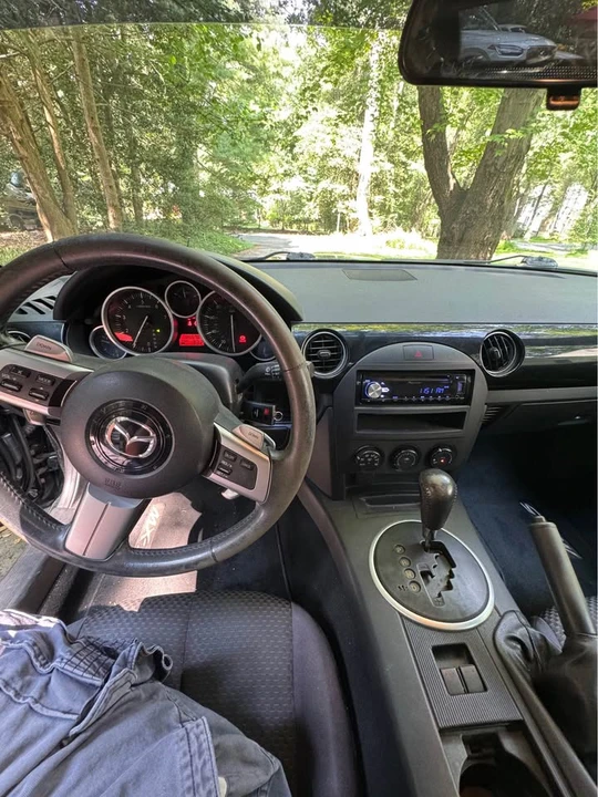 2007 Mazda NC MX-5 Miata - Image 9 of 10