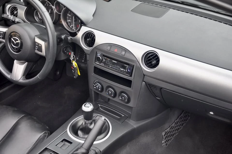 2007 Mazda NC MX-5 Miata - Image 17 of 20