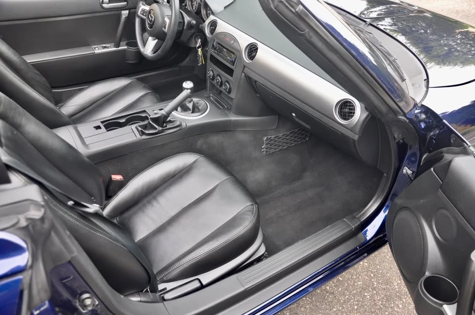 2007 Mazda NC MX-5 Miata - Image 16 of 20