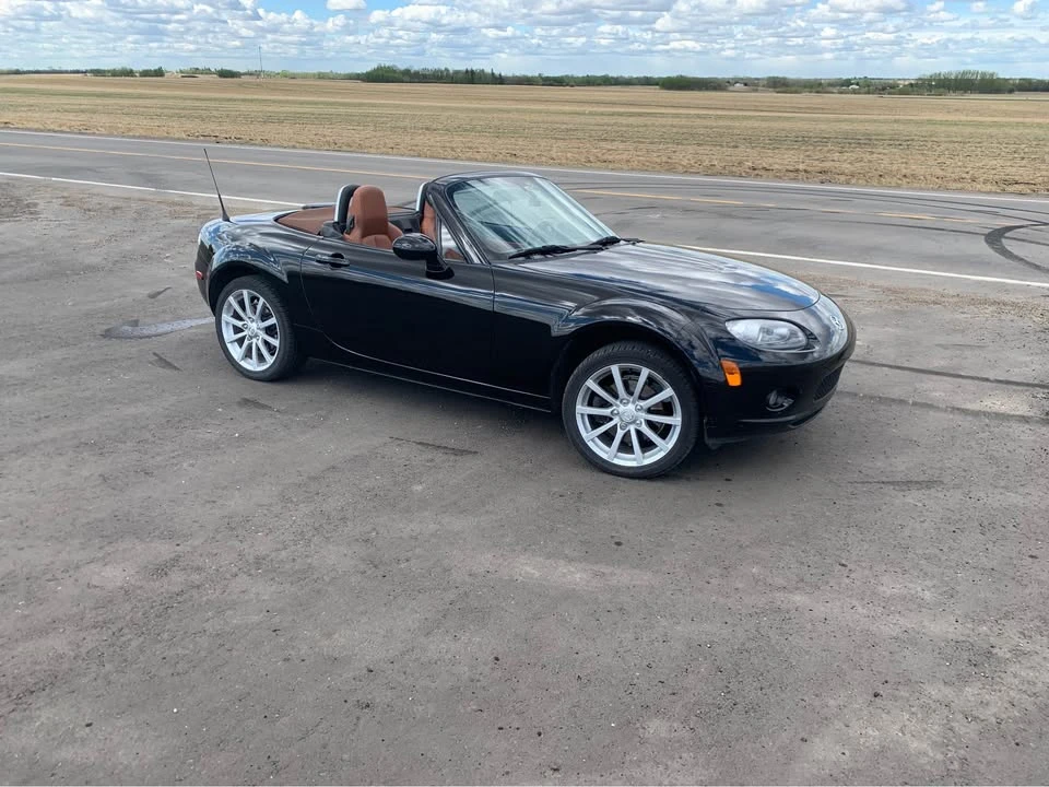 2007 Mazda NC MX-5 Miata - Image 2 of 2