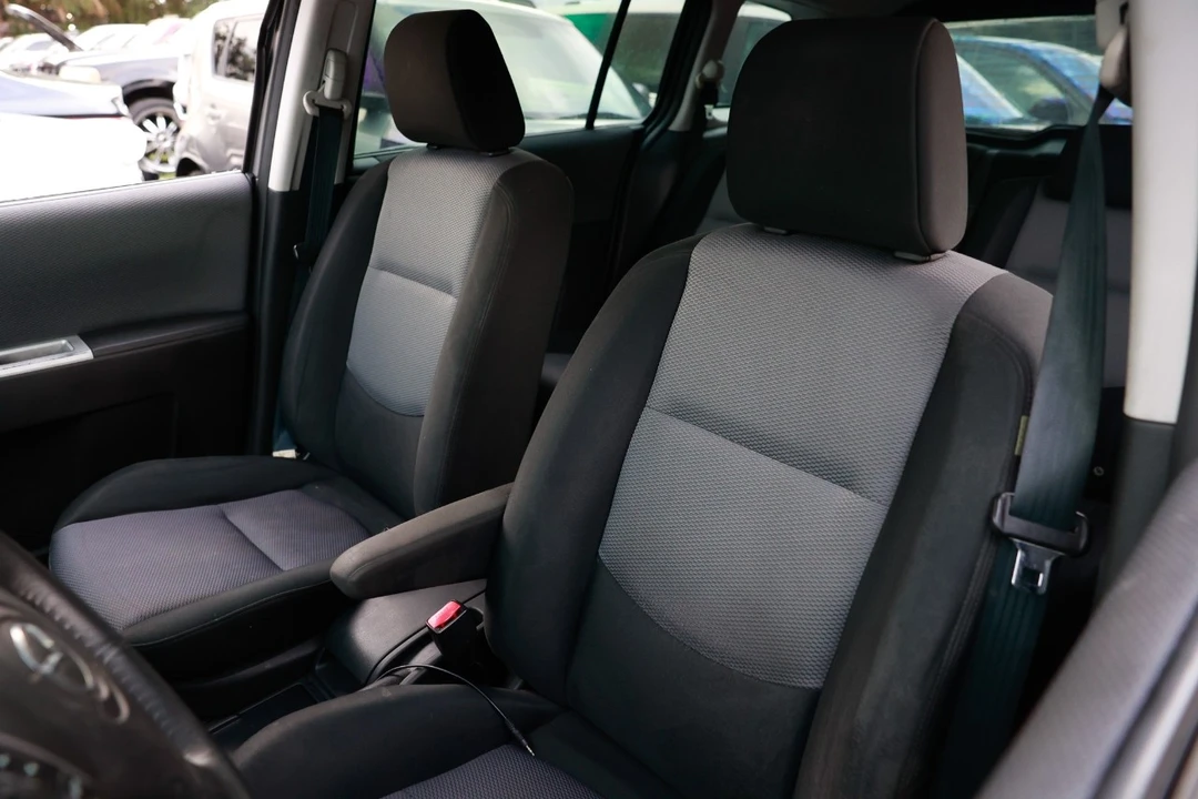 2007 Mazda Mazda 5 - Image 6 of 21