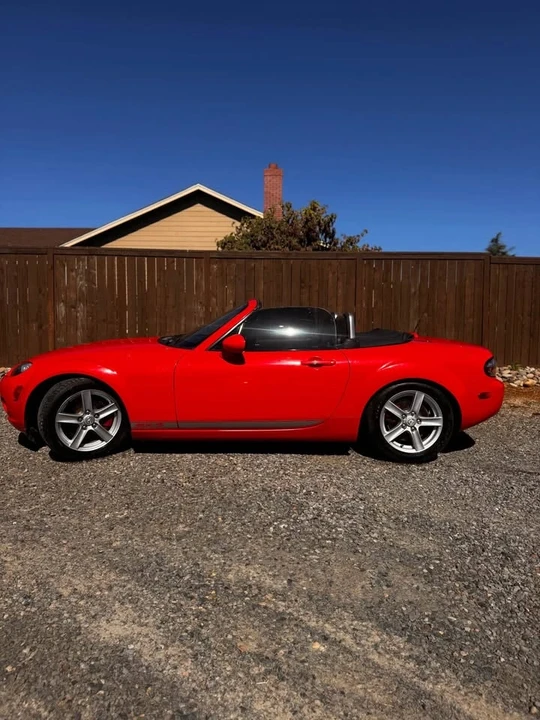2007 Mazda NC MX-5 Miata - Image 3 of 10