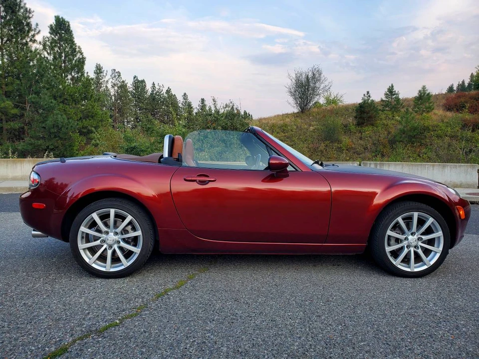 2007 Mazda NC MX-5 Miata - Image 12 of 18