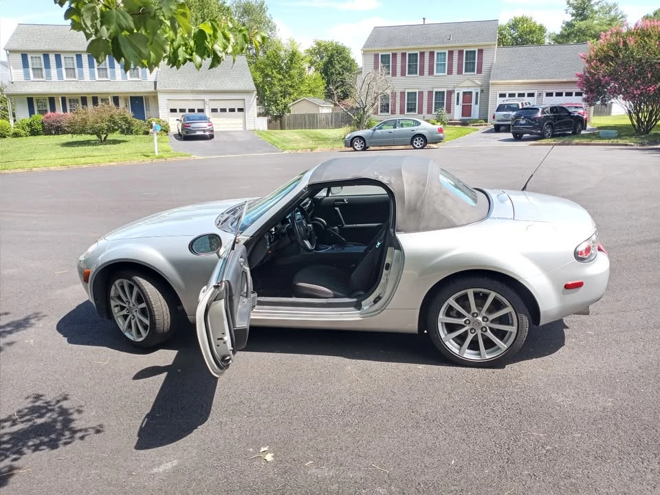 2007 Mazda NC MX-5 Miata - Image 16 of 18