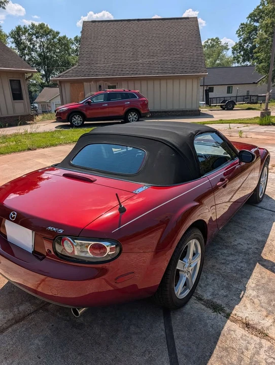 2007 Mazda NC MX-5 Miata - Image 9 of 10