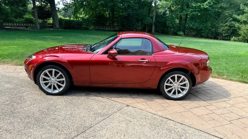 2007 Mazda NC MX-5 Miata - Image 11 of 20