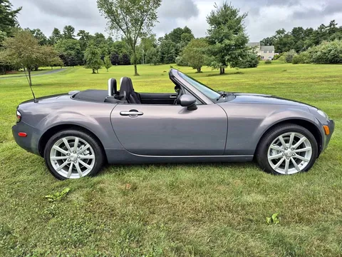 2007 Mazda MX-5 Miata Touring Convertible