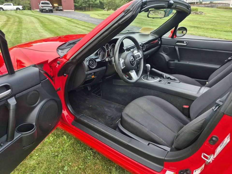 2007 Mazda NC MX-5 Miata - Image 13 of 20