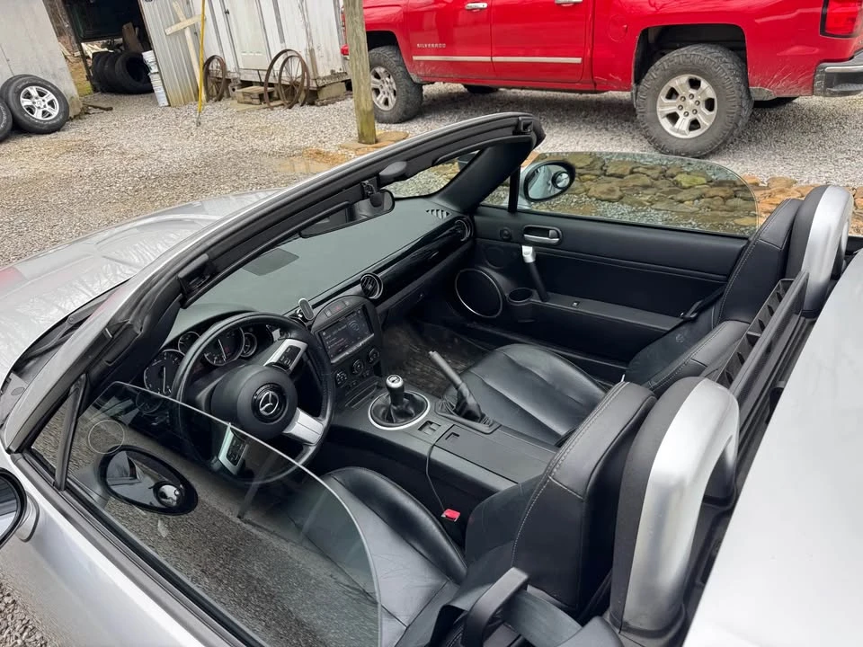 2007 Mazda NC MX-5 Miata - Image 3 of 3