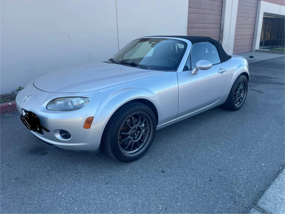 2007 Mazda NC MX-5 Miata - Image 2 of 9