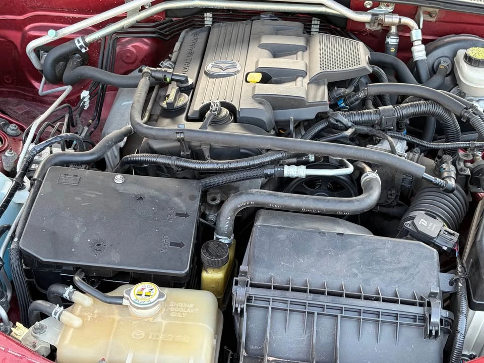 2007 Mazda NC MX-5 Miata - Image 4 of 11