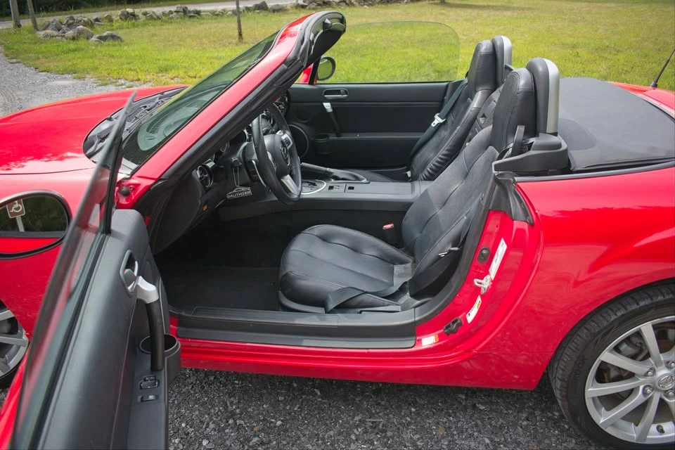2007 Mazda NC MX-5 Miata - Image 8 of 12