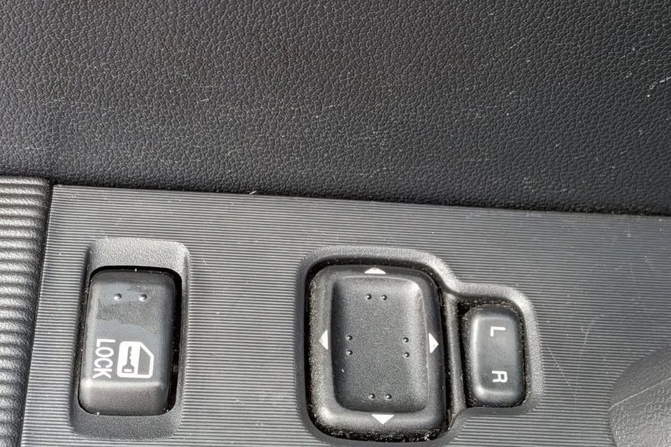 2007 Mazda NC MX-5 Miata - Image 9 of 20