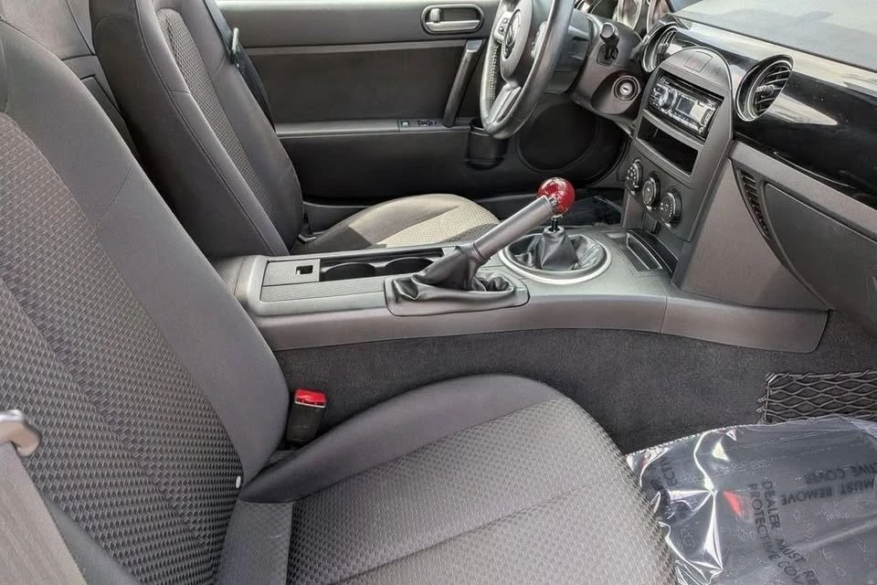 2007 Mazda NC MX-5 Miata - Image 17 of 20