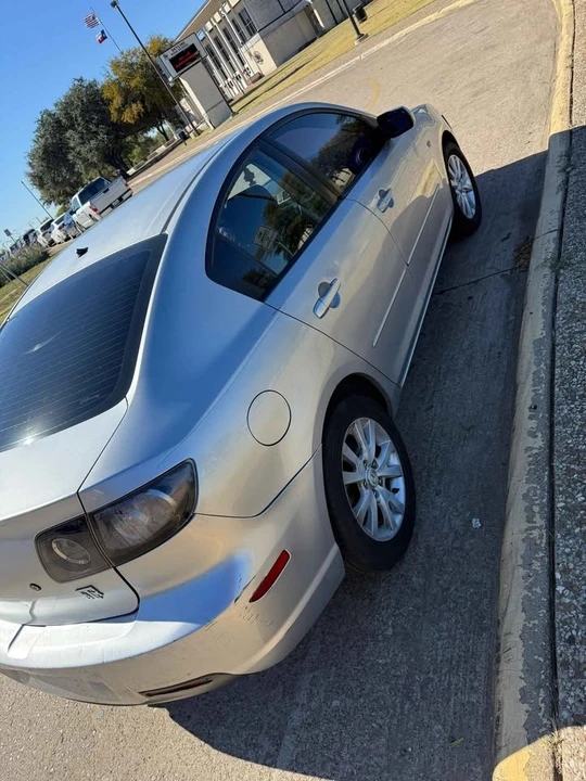 2007 Mazda Mazda 3 1st Gen - Image 3 of 9