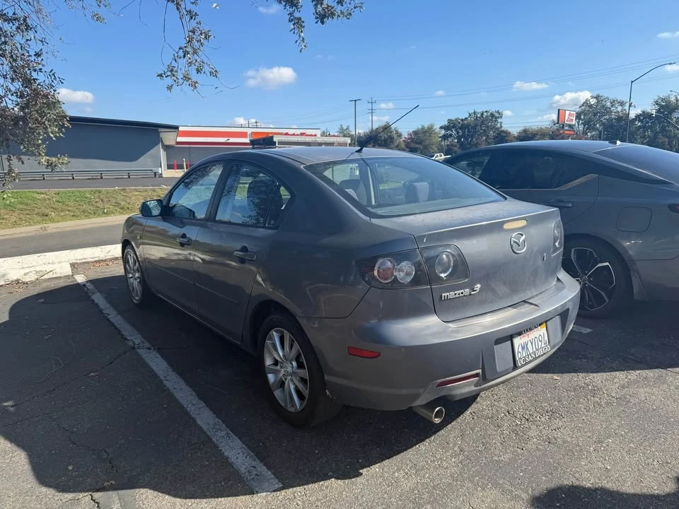 2007 Mazda Mazda 3 1st Gen - Image 2 of 6