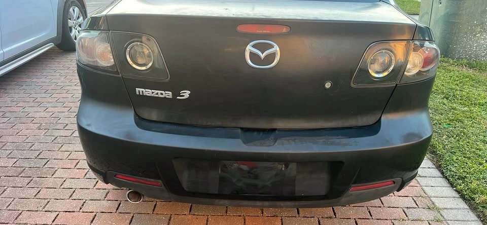 2007 Mazda Mazda 3 1st Gen - Image 3 of 4