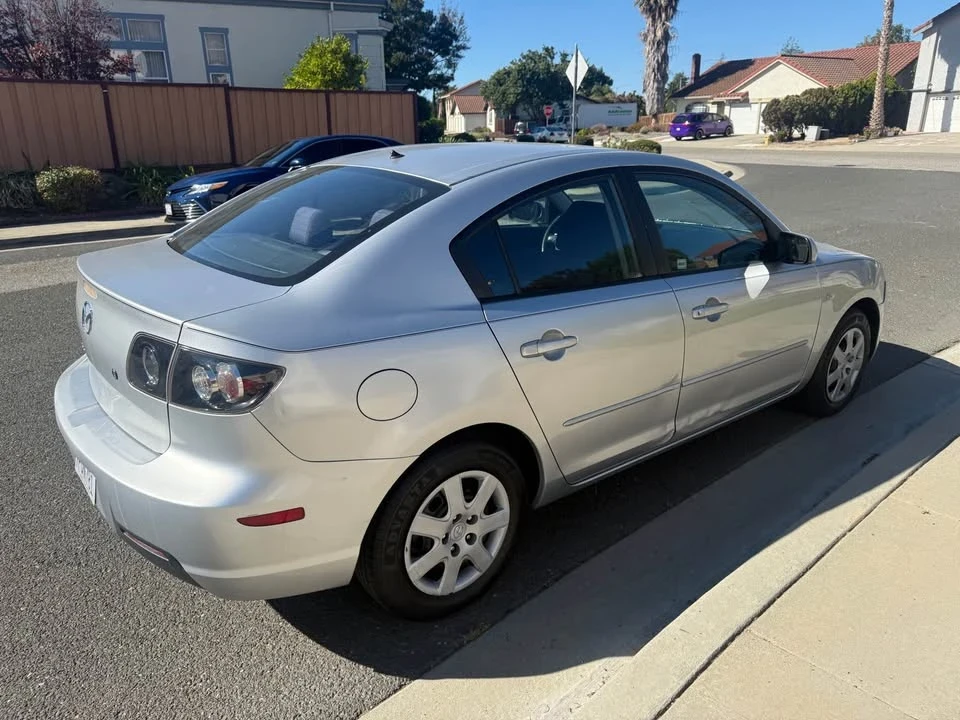 2007 Mazda Mazda 3 1st Gen - Image 5 of 9