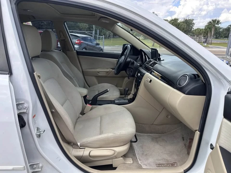 2007 Mazda Mazda 3 1st Gen - Image 16 of 17