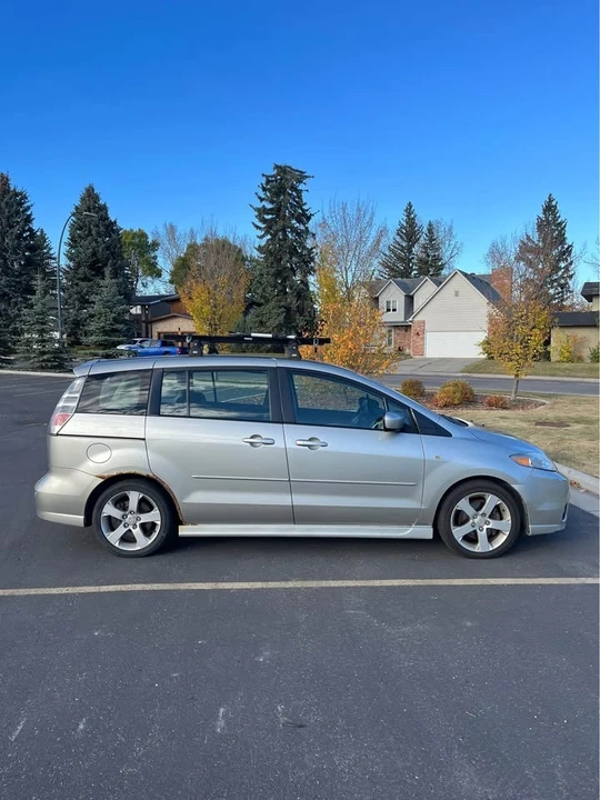 2007 Mazda Mazda 5 - Image 2 of 10