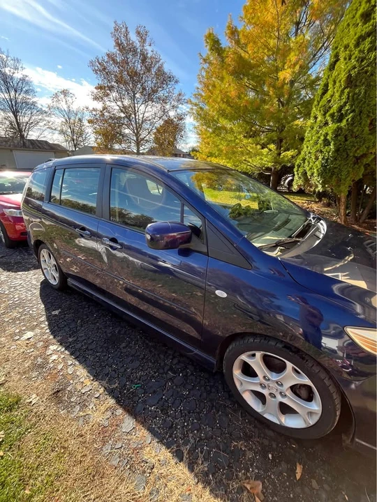 2007 Mazda Mazda 5 - Image 2 of 18