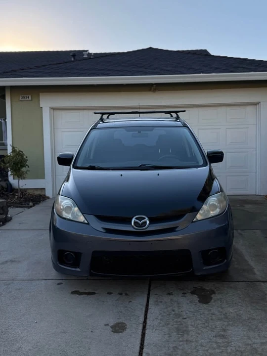 2007 Mazda Mazda 5 - Image 2 of 12