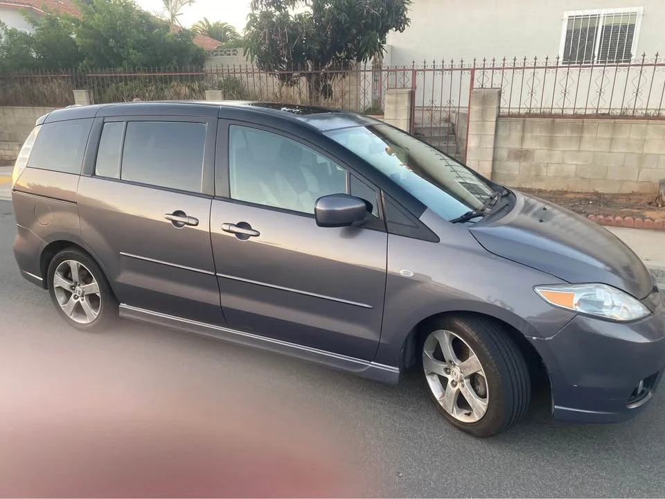 2007 Mazda Mazda 5 - Image 2 of 10
