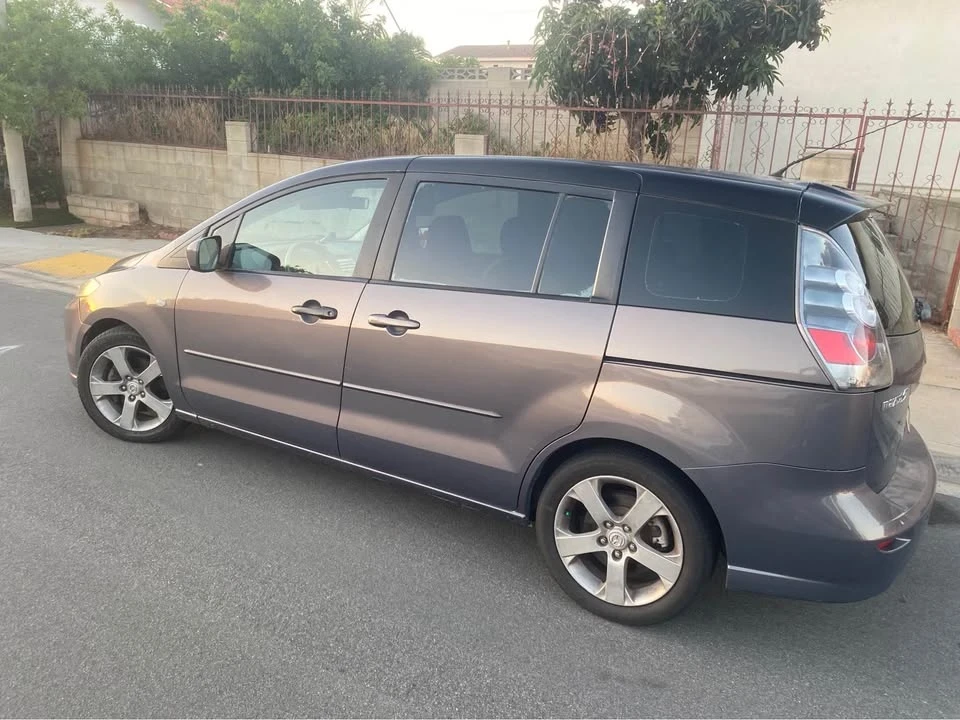 2007 Mazda Mazda 5 - Image 3 of 10
