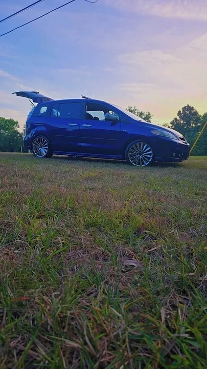 2007 Mazda Mazda 5 - Image 2 of 17