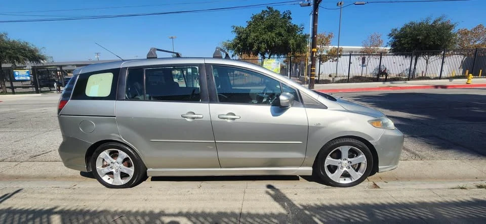 2007 Mazda Mazda 5 - Image 3 of 17
