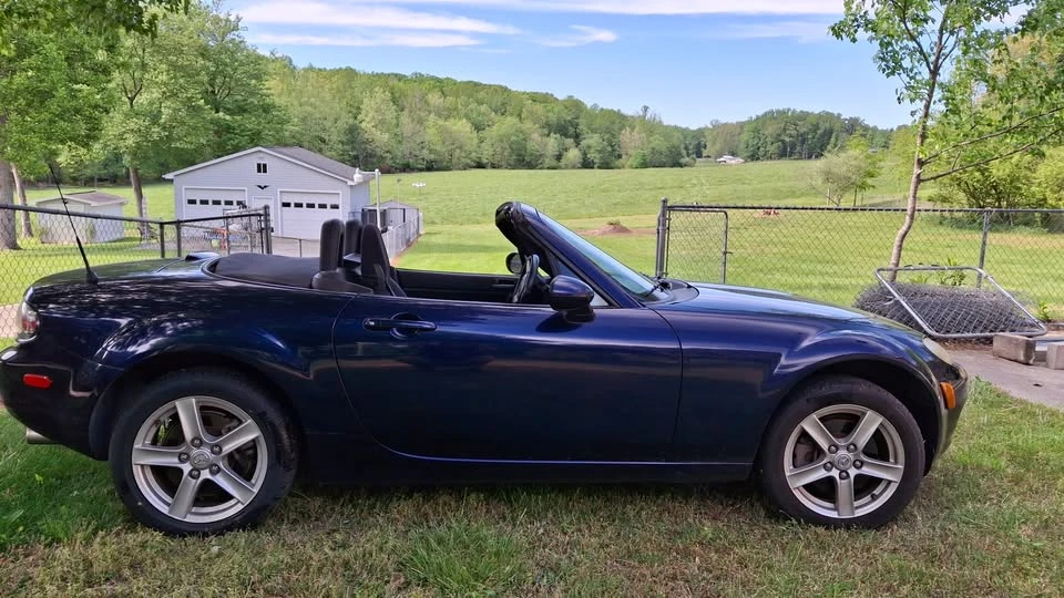 2007 Mazda NC MX-5 Miata - Image 3 of 9
