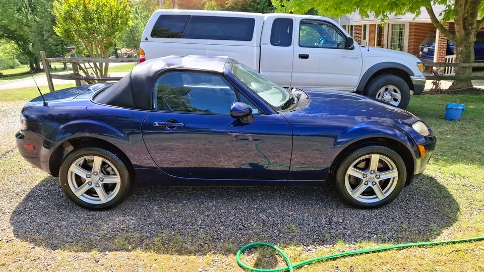 2007 Mazda NC MX-5 Miata - Image 4 of 9