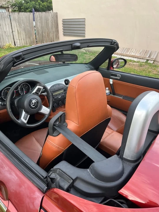 2007 Mazda NC MX-5 Miata - Image 5 of 19