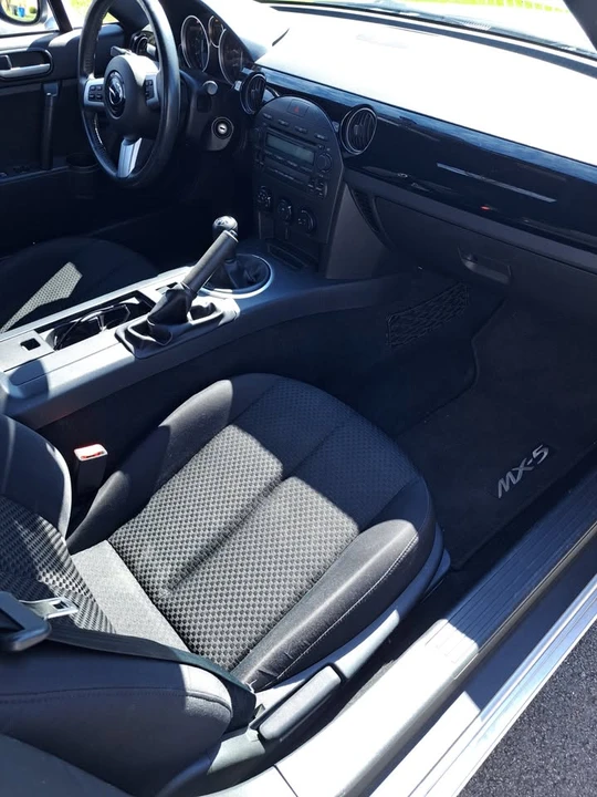 2007 Mazda NC MX-5 Miata - Image 9 of 20