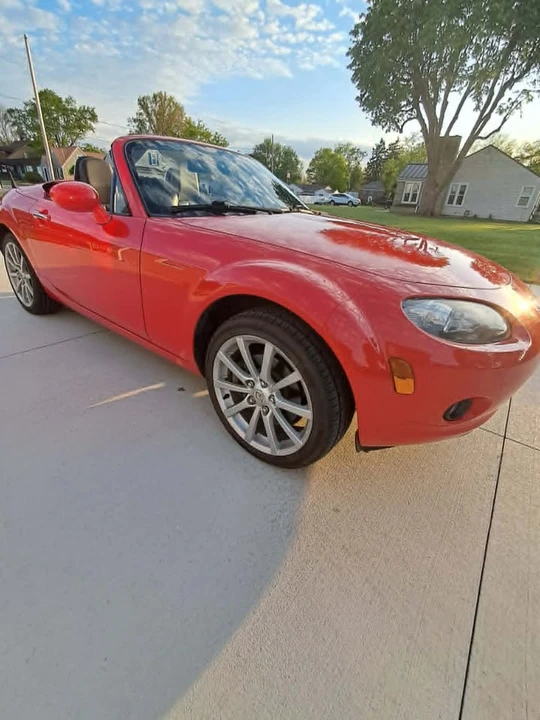 2007 Mazda NC MX-5 Miata - Image 5 of 20