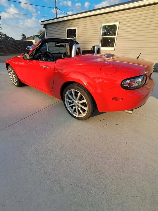 2007 Mazda NC MX-5 Miata - Image 3 of 20