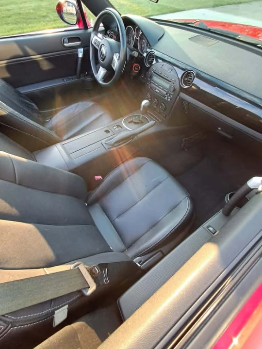 2007 Mazda NC MX-5 Miata - Image 16 of 20