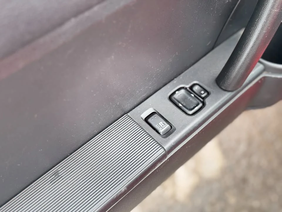 2007 Mazda NC MX-5 Miata - Image 13 of 17