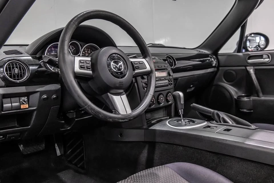 2007 Mazda NC MX-5 Miata - Image 17 of 20