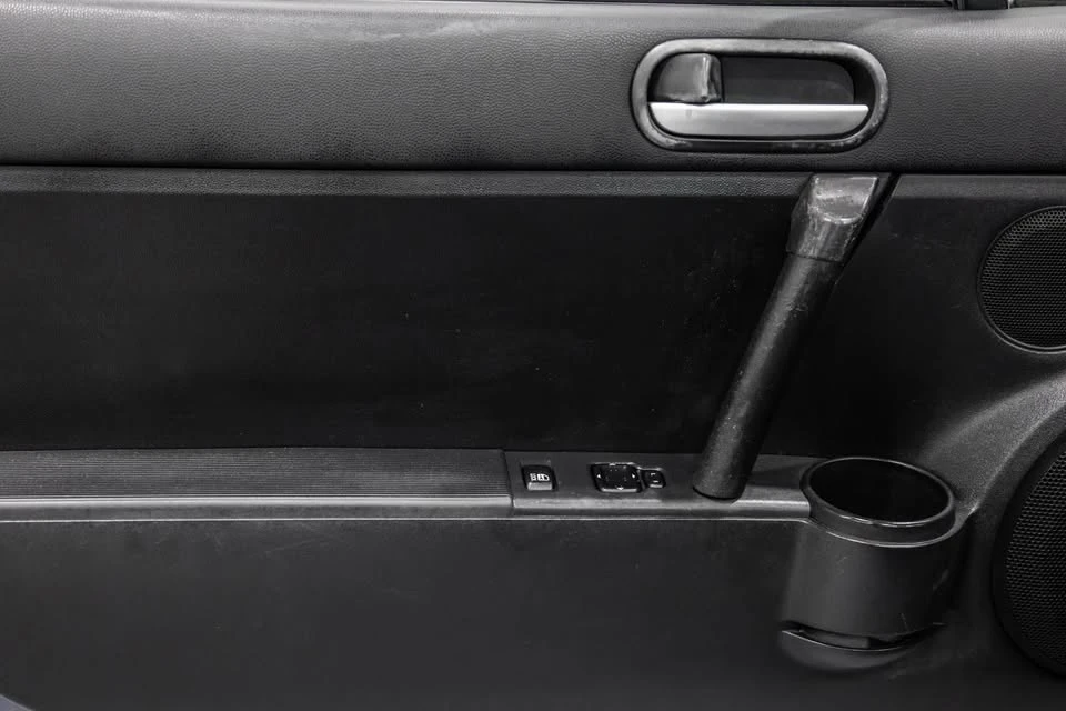 2007 Mazda NC MX-5 Miata - Image 15 of 20