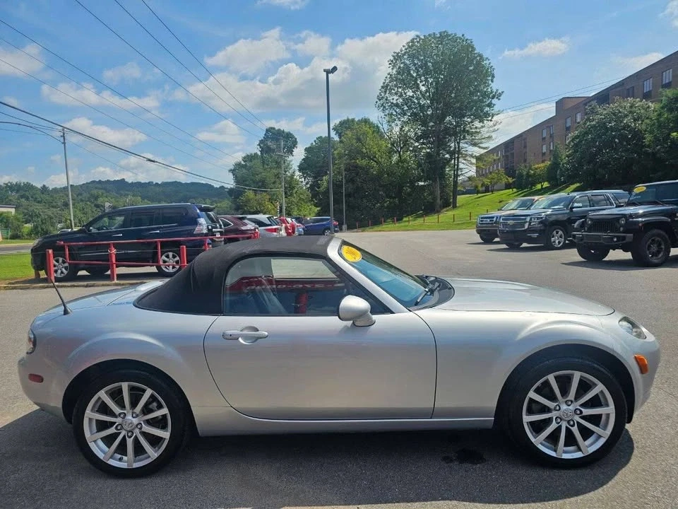 2007 Mazda NC MX-5 Miata - Image 8 of 19