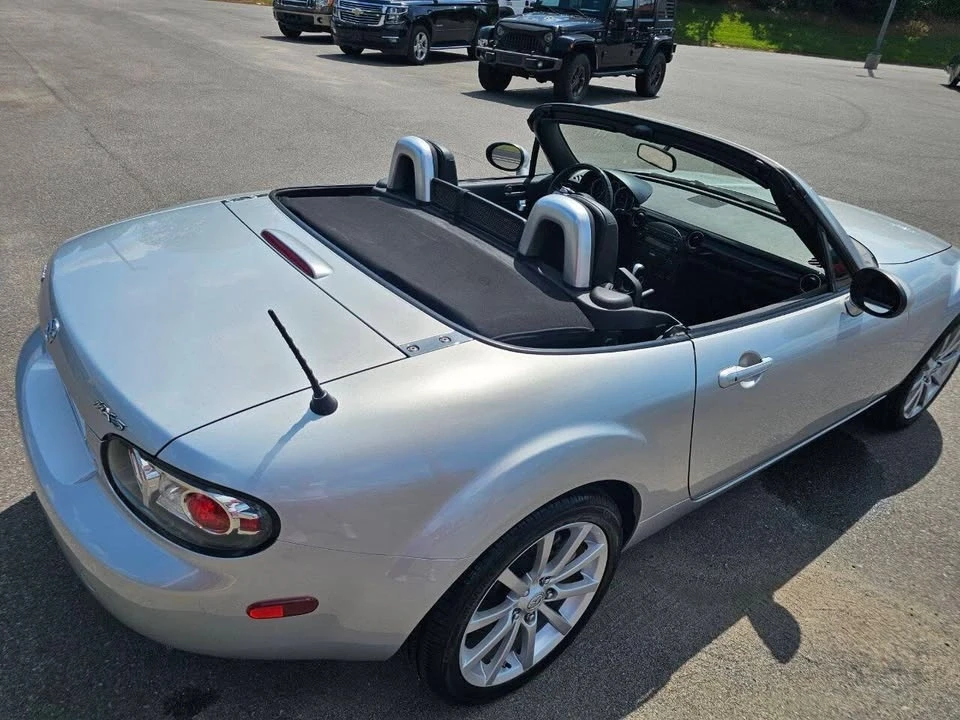 2007 Mazda NC MX-5 Miata - Image 11 of 19
