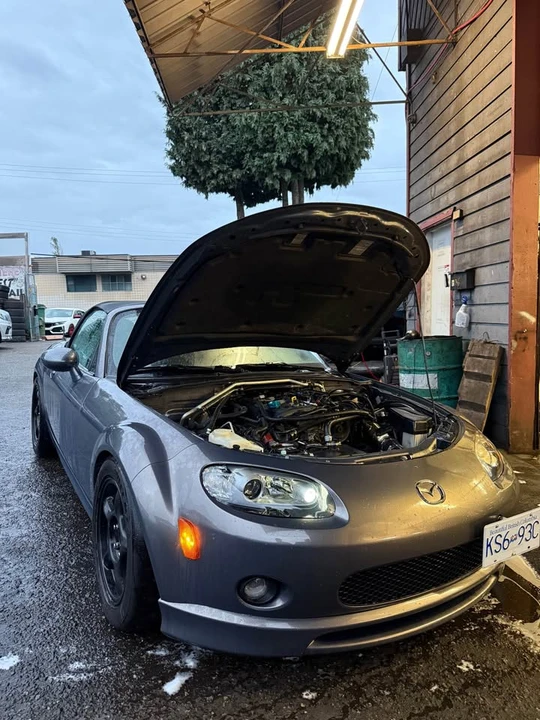 2007 Mazda NC MX-5 Miata - Image 16 of 19
