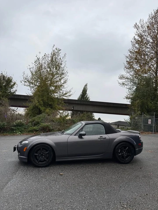 2007 Mazda NC MX-5 Miata - Image 7 of 19